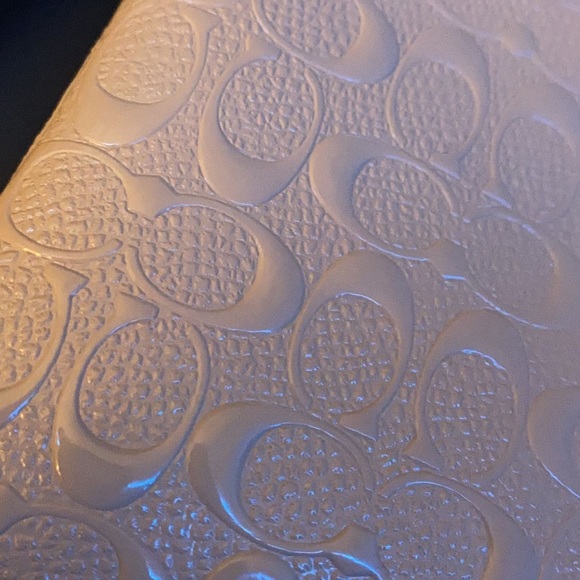 NEW COACH WALLET - Picture 3 of 8